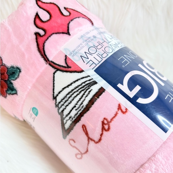 Spicy Book Throw Blanket - Picture 3 of 4